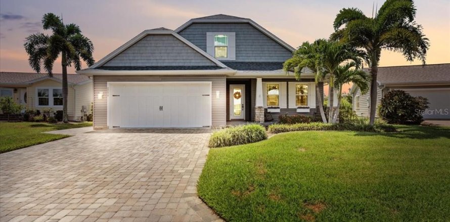 House in Punta Gorda, Florida 3 bedrooms, 258.27 sq.m. № 1902989