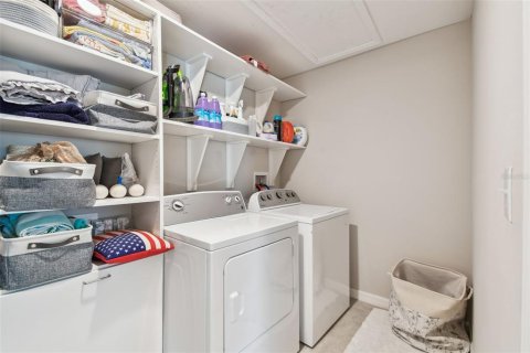 Casa en venta en Riverview, Florida, 5 dormitorios, 273.97 m2 № 1675333 - foto 29
