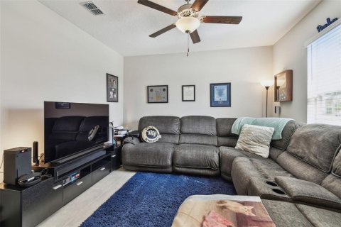 Casa en venta en Riverview, Florida, 5 dormitorios, 273.97 m2 № 1675333 - foto 10
