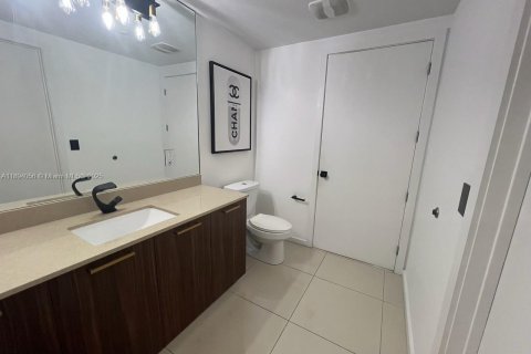 Condominio en alquiler en Doral, Florida, 1 dormitorio, 71.44 m2 № 1945869 - foto 10