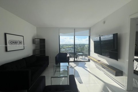 Condominio en alquiler en Doral, Florida, 1 dormitorio, 71.44 m2 № 1945869 - foto 2