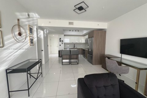 Condominio en alquiler en Doral, Florida, 1 dormitorio, 71.44 m2 № 1945869 - foto 5