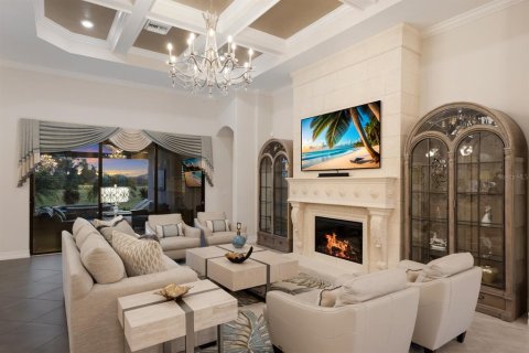 House in LAKEWOOD NATIONAL in Lakewood Ranch, Florida 4 bedrooms, 257.9 sq.m. № 1808934 - photo 2