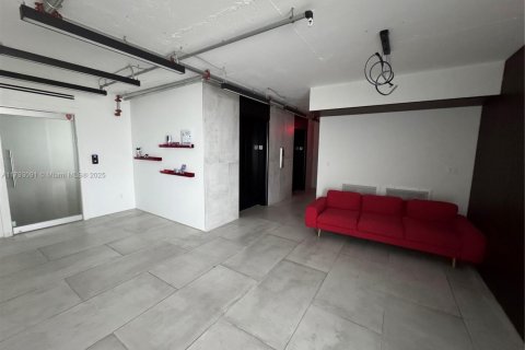 Купить коммерческую недвижимость в Холливуд, Флорида № 1959006 - фото 8