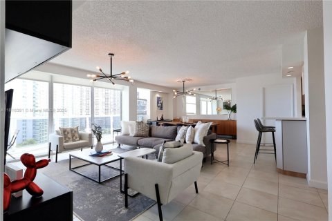 Condo in Aventura, Florida, 3 bedrooms  № 1800855 - photo 8