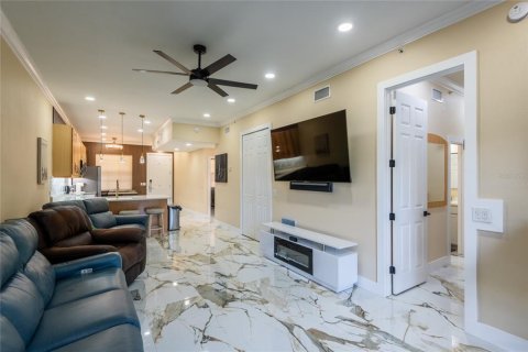 Condo in Land O' Lakes, Florida, 2 bedrooms  № 2371322 - photo 14