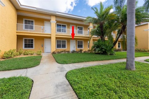 Condo in Land O' Lakes, Florida, 2 bedrooms  № 2371322 - photo 30