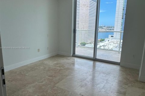 Снять в аренду кондоминиум в Майами, Флорида 2 спальни, 93.46м2, № 1957715 - фото 7