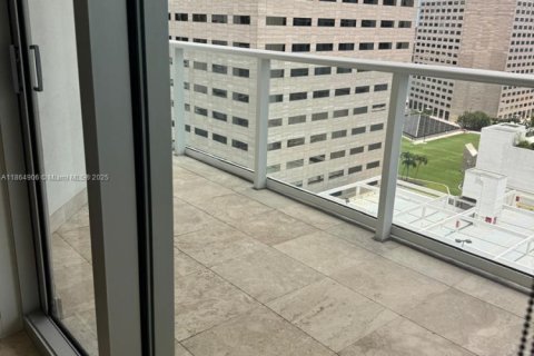 Снять в аренду кондоминиум в Майами, Флорида 2 спальни, 93.46м2, № 1957715 - фото 11