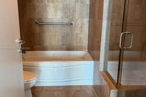 Снять в аренду кондоминиум в Майами, Флорида 2 спальни, 93.46м2, № 1957715 - фото 17