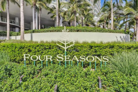 Condo in Fort Lauderdale, Florida, 3 bedrooms  № 2158315 - photo 12