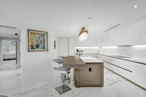 Condo in Fort Lauderdale, Florida, 3 bedrooms  № 2158315 - photo 18