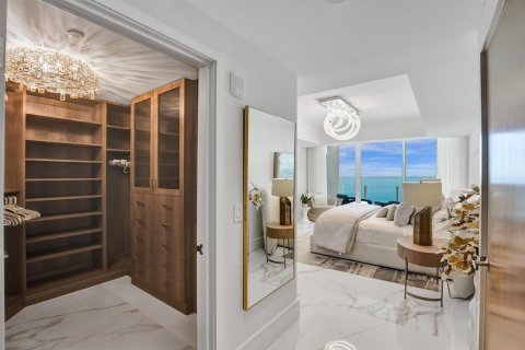 Condo in Fort Lauderdale, Florida, 3 bedrooms  № 2158315 - photo 16