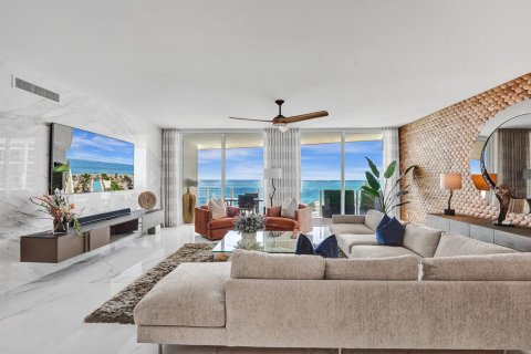 Condo in Fort Lauderdale, Florida, 3 bedrooms  № 2158315 - photo 28