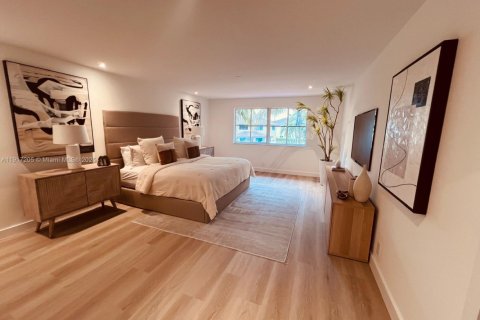 Villa ou maison à vendre à Weston, Floride: 5 chambres, 361.76 m2 № 1974054 - photo 17