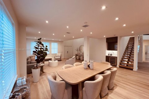 Villa ou maison à vendre à Weston, Floride: 5 chambres, 361.76 m2 № 1974054 - photo 14