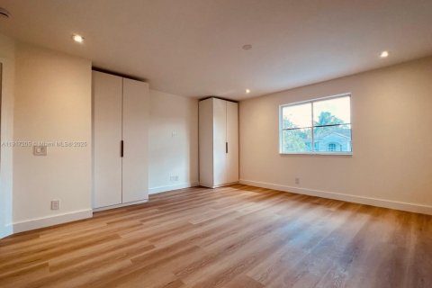 Villa ou maison à vendre à Weston, Floride: 5 chambres, 361.76 m2 № 1974054 - photo 24