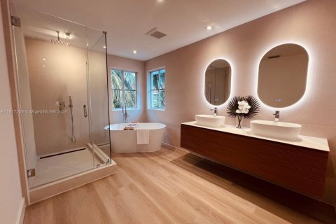 Villa ou maison à vendre à Weston, Floride: 5 chambres, 361.76 m2 № 1974054 - photo 21