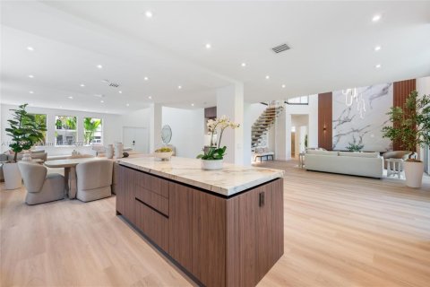 Villa ou maison à vendre à Weston, Floride: 5 chambres, 361.76 m2 № 1974054 - photo 11