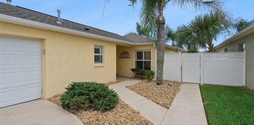 Villa ou maison à The Villages, Floride 3 chambres, 131.27 m2 № 2354703