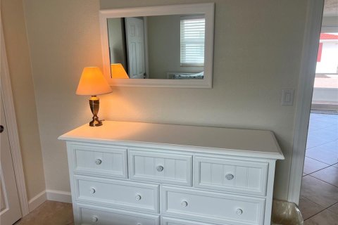 Villa ou maison à louer à Sarasota, Floride: 2 chambres, 77.67 m2 № 2125717 - photo 13