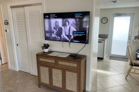 Villa ou maison à louer à Sarasota, Floride: 2 chambres, 77.67 m2 № 2125717 - photo 6