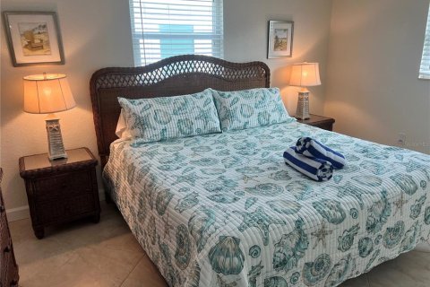 Villa ou maison à louer à Sarasota, Floride: 2 chambres, 77.67 m2 № 2125717 - photo 8