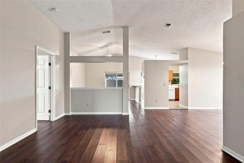 Villa ou maison à louer à Orlando, Floride: 3 chambres, 153.75 m2 № 2405166 - photo 13
