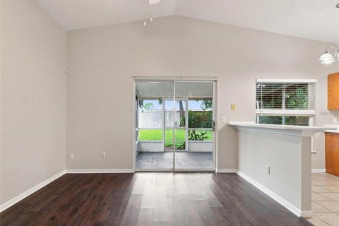 Villa ou maison à louer à Orlando, Floride: 3 chambres, 153.75 m2 № 2405166 - photo 6