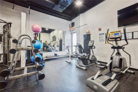 Condominio en venta en Miami Beach, Florida, 1 dormitorio, 85.01 m2 № 2082774 - foto 26