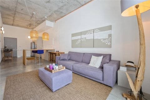 Condominio en venta en Miami Beach, Florida, 1 dormitorio, 85.01 m2 № 2082774 - foto 12