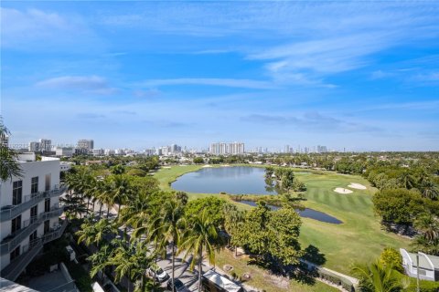 Condominio en venta en Miami Beach, Florida, 1 dormitorio, 85.01 m2 № 2082774 - foto 25