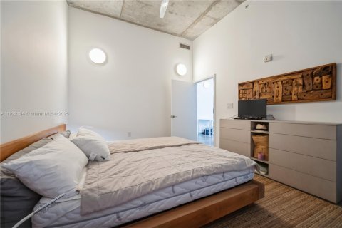 Condominio en venta en Miami Beach, Florida, 1 dormitorio, 85.01 m2 № 2082774 - foto 19