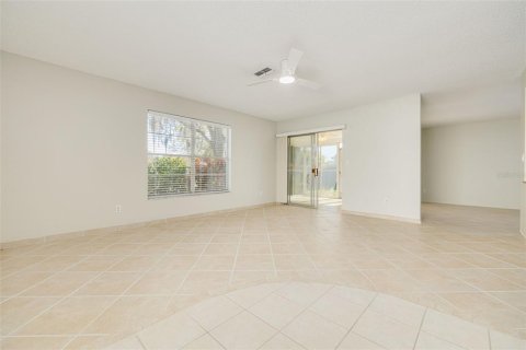 Villa ou maison à vendre à Palm Harbor, Floride: 2 chambres, 136.19 m2 № 2096749 - photo 21