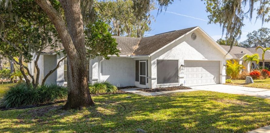 Villa ou maison à Palm Harbor, Floride 2 chambres, 136.19 m2 № 2096749