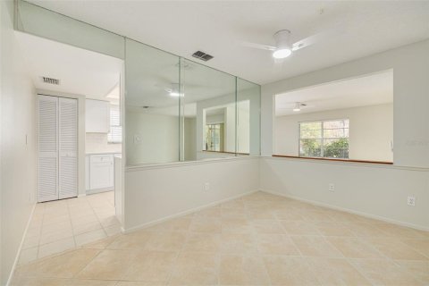 Villa ou maison à vendre à Palm Harbor, Floride: 2 chambres, 136.19 m2 № 2096749 - photo 19
