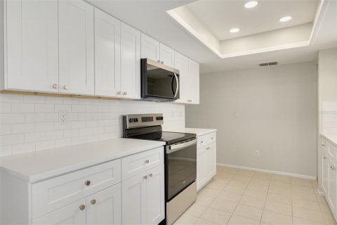 Villa ou maison à vendre à Palm Harbor, Floride: 2 chambres, 136.19 m2 № 2096749 - photo 6