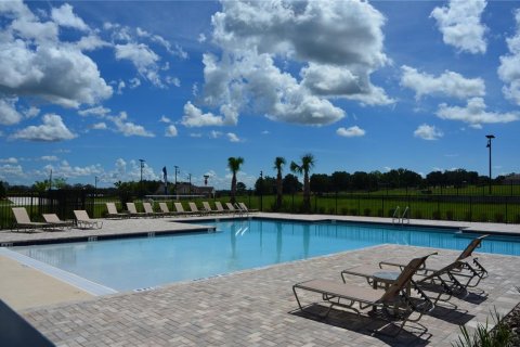 House in Mount Dora, Florida 4 bedrooms, 150.22 sq.m. № 1813716 - photo 10