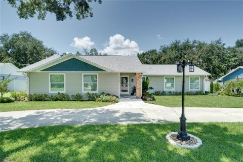 Casa en venta en Winter Garden, Florida, 3 dormitorios, 158.03 m2 № 1899794 - foto 1