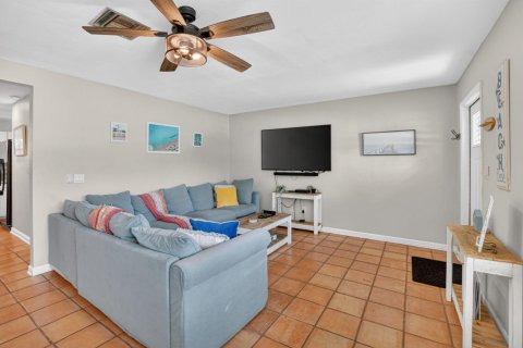 House in Boynton Beach, Florida 2 bedrooms, 108.51 sq.m. № 2088085 - photo 4