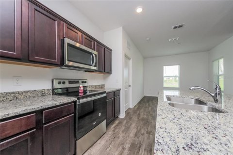 Casa en alquiler en Haines City, Florida, 3 dormitorios, 157.56 m2 № 1677312 - foto 6