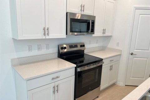 Touwnhouse à louer à Nokomis, Floride: 3 chambres, 131.18 m2 № 2415463 - photo 7