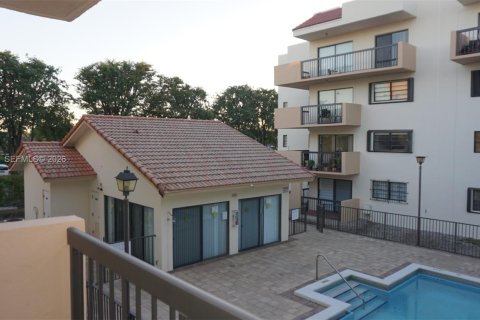 Condominio en venta en Miami, Florida, 2 dormitorios, 82.96 m2 № 2031235 - foto 10