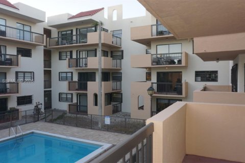 Condominio en venta en Miami, Florida, 2 dormitorios, 82.96 m2 № 2031235 - foto 11