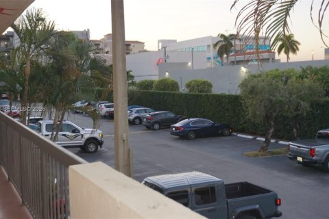Condominio en venta en Miami, Florida, 2 dormitorios, 82.96 m2 № 2031235 - foto 28