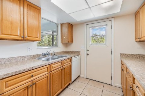 Condominio en venta en Clearwater, Florida, 2 dormitorios, 85.01 m2 № 1747074 - foto 19