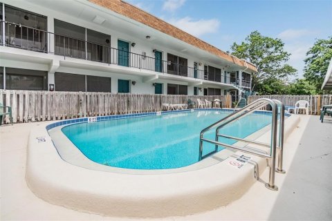 Condominio en venta en Clearwater, Florida, 2 dormitorios, 85.01 m2 № 1747074 - foto 28