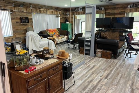 Condo in Hudson, Florida, 2 bedrooms  № 1841832 - photo 17