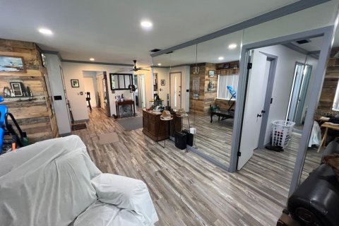 Condo in Hudson, Florida, 2 bedrooms  № 1841832 - photo 13