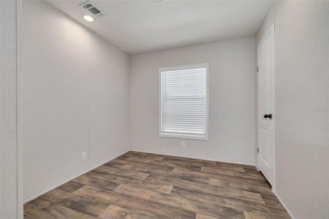 Commercial property in Hudson, Florida № 1652415 - photo 20